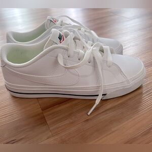 Nike Court Legacy Next Nature
Women's Shoes